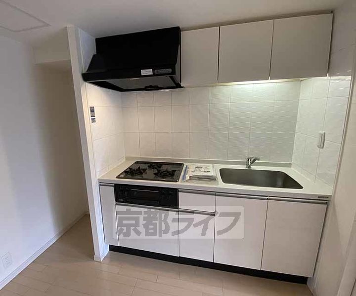 京都府京都市下京区植松町の賃貸マンションのキッチン