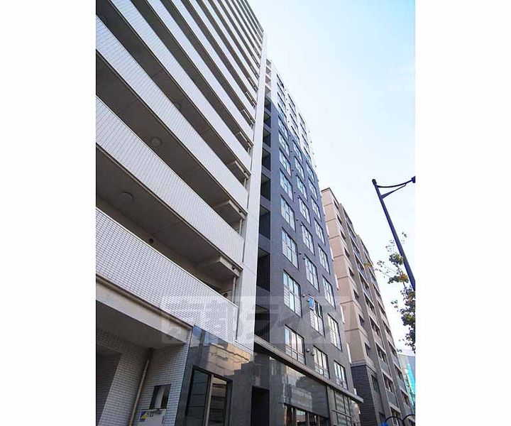 京都府京都市下京区不明門通五条下ル上平野町の賃貸マンションの外観