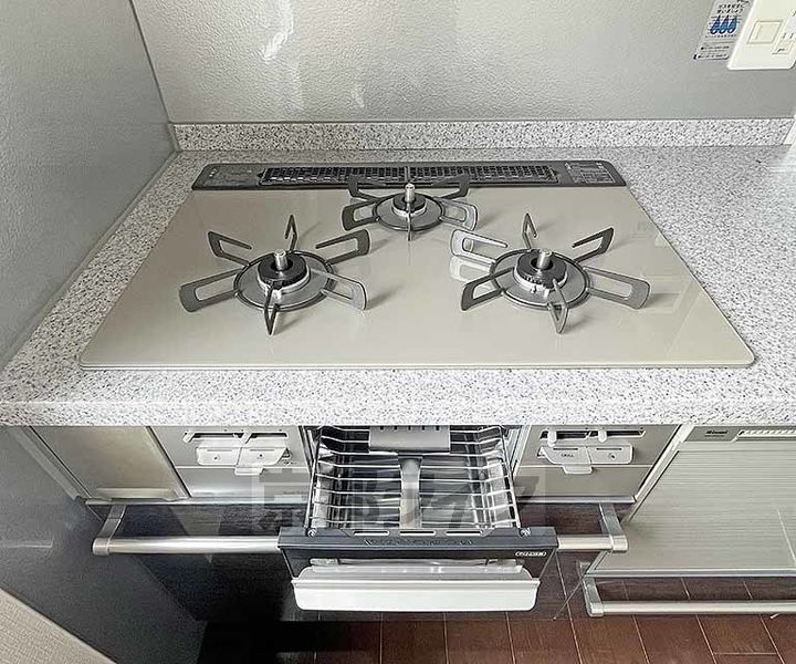 京都府京都市下京区不明門通五条下ル上平野町の賃貸マンションのキッチン