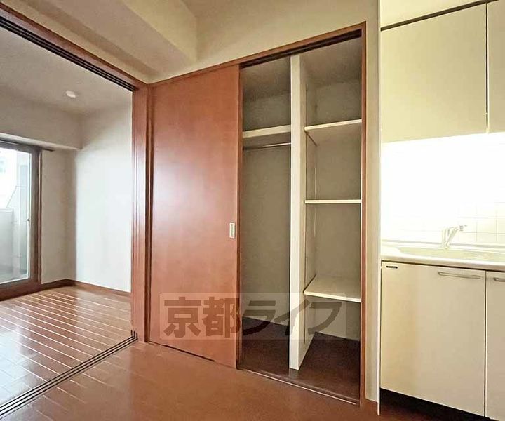 京都府京都市中京区塩屋町の賃貸マンションの内装