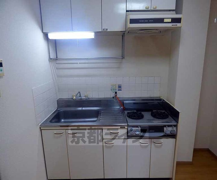 京都府京都市中京区左京町の賃貸マンションのキッチン