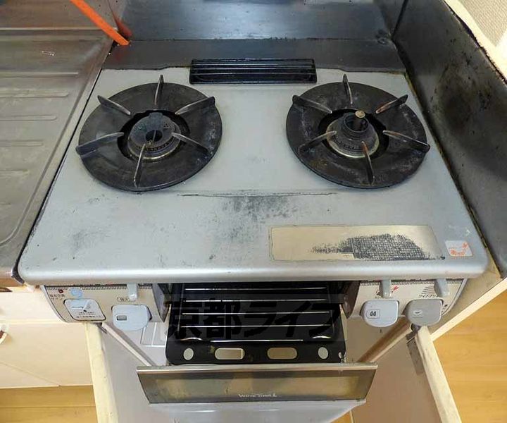 京都府京都市中京区左京町の賃貸マンションのキッチン