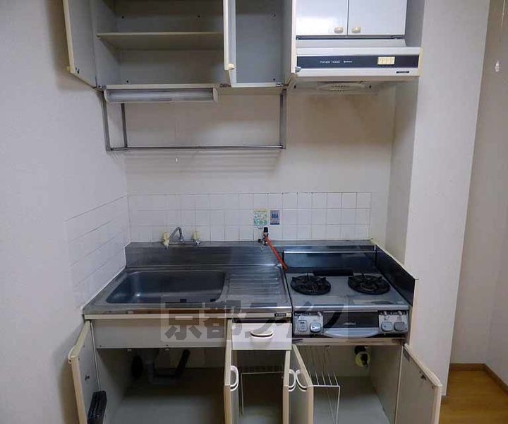 京都府京都市中京区左京町の賃貸マンションのキッチン