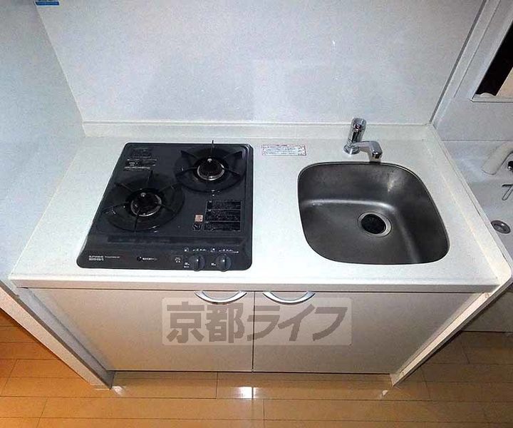 プレサンス京都鴨川彩華のキッチン