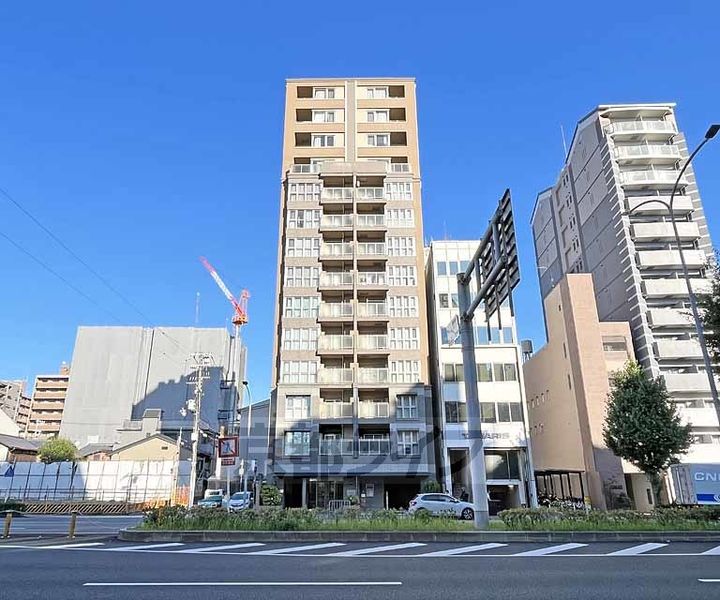 京都府京都市中京区姉東堀川町の賃貸マンションの外観