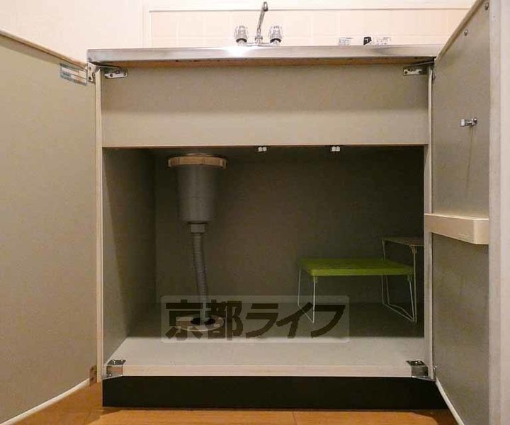 京都府京都市下京区綾小路通大宮西入坊門町の賃貸マンションの内装