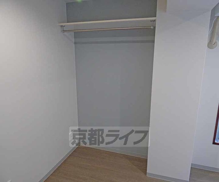 京都府京都市下京区船鉾町の賃貸マンションの内装