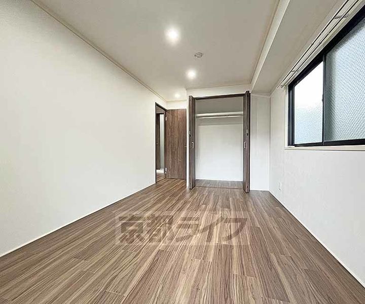 グランコート高台寺の居間