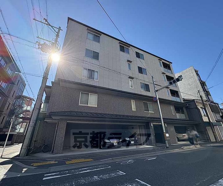 エターナル高辻401の外観