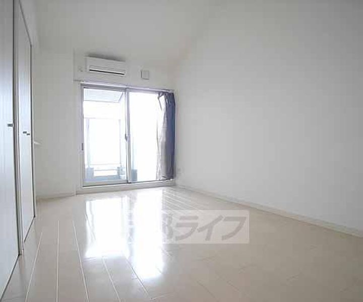 サイト祇園八坂503の居間