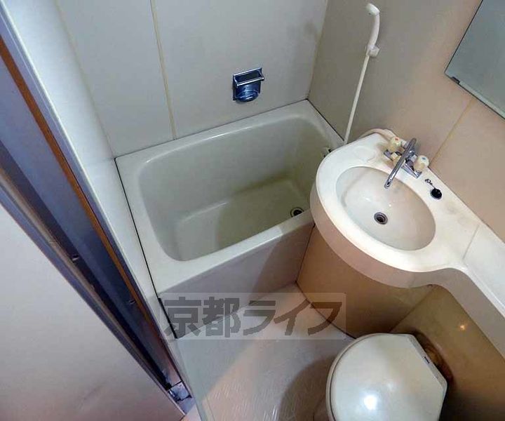 京都府京都市下京区忠庵町の賃貸マンションの内装