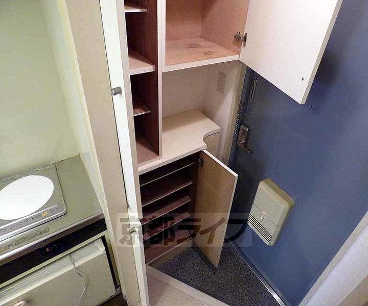 京都府京都市下京区忠庵町の賃貸マンションの内装