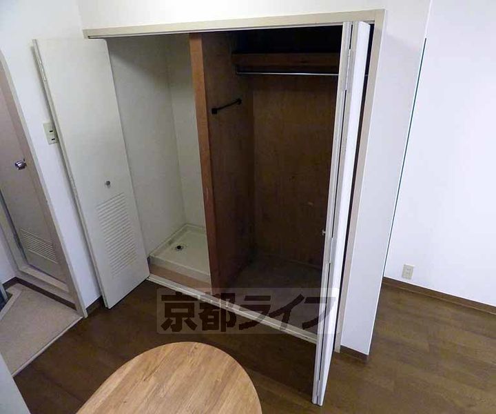 京都府京都市下京区忠庵町の賃貸マンションの内装