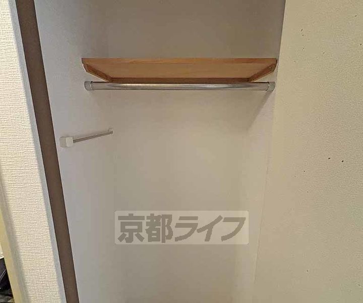 京都府京都市中京区姉猪熊町の賃貸マンションの内装