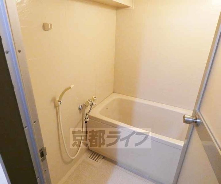 京都府京都市上京区役人町の賃貸マンションの風呂