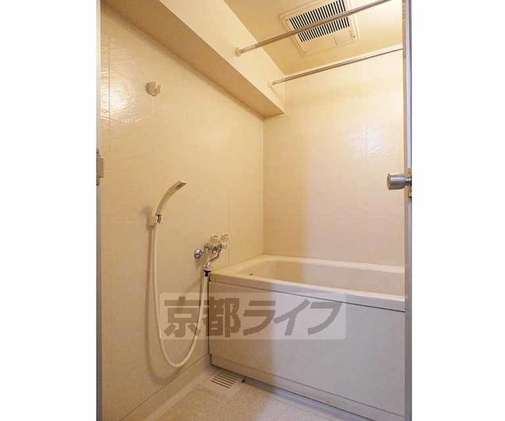 京都府京都市上京区役人町の賃貸マンションの風呂