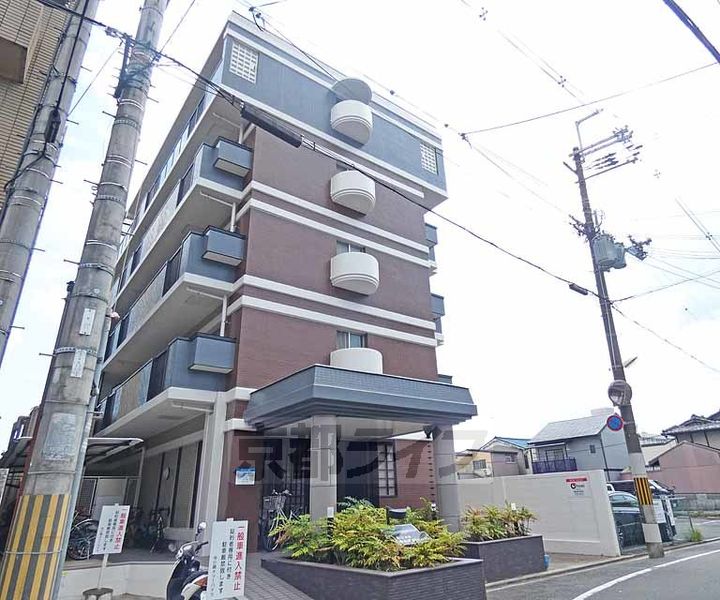 京都府京都市上京区東今小路町の賃貸マンションの外観
