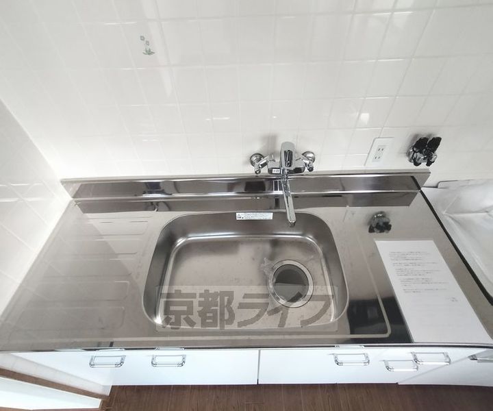 京都府京都市上京区寺之内通室町西入納屋町の賃貸マンションのキッチン