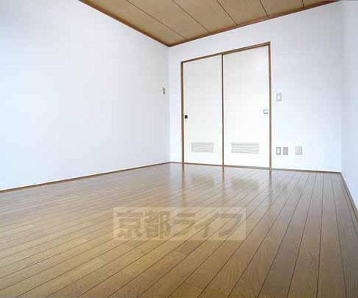 京都府京都市上京区橋西二町目の賃貸マンションの内装