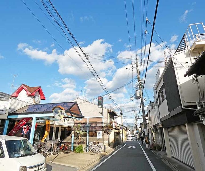 京都府京都市上京区西東町の賃貸マンションの周辺