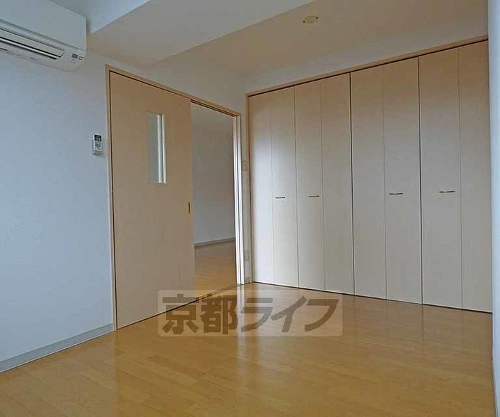 京都府京都市下京区河原町通松原上ル清水町の賃貸マンションの居間