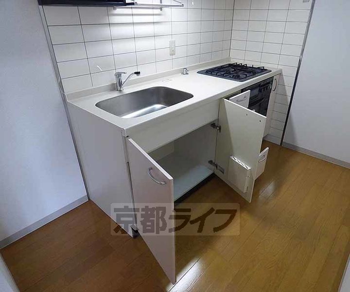 京都府京都市下京区河原町通松原上ル清水町の賃貸マンションのキッチン