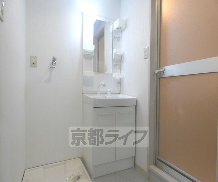 京都府京都市上京区閻魔前町の賃貸マンションの内装