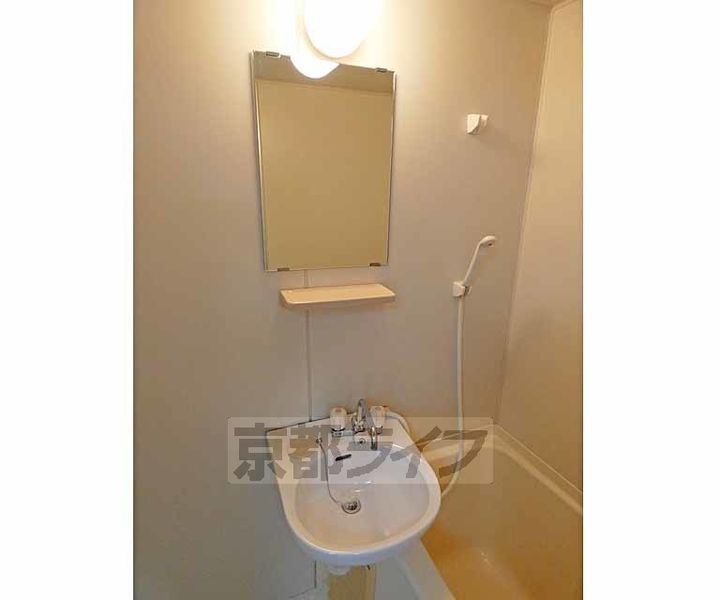 ビューパレス吉田102の内装