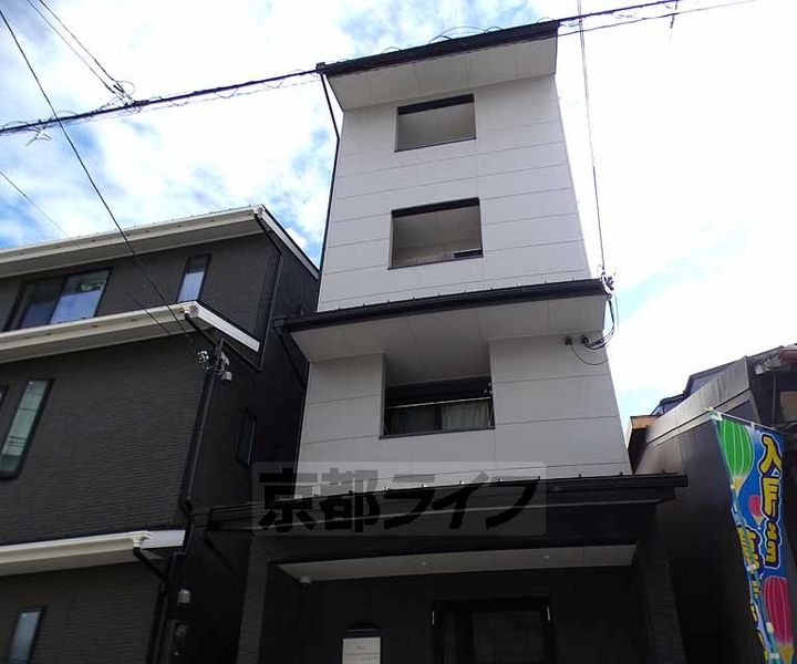 フラッティ千本下長者町の外観