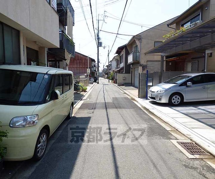 京都府京都市上京区清元町の賃貸マンションの周辺