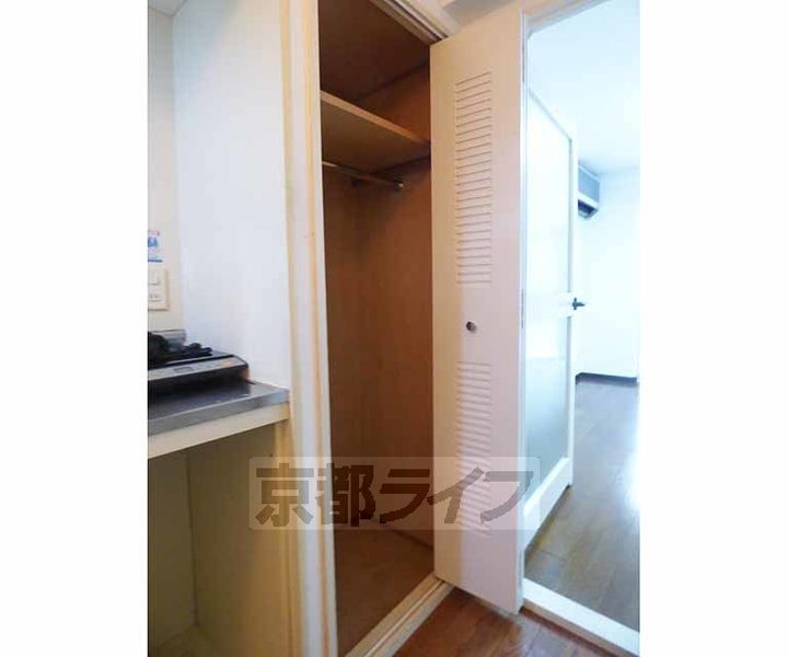 京都府京都市上京区清元町の賃貸マンションの内装