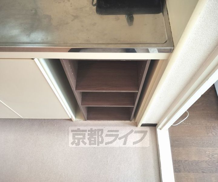 京都府京都市上京区大宮通下長者町下ル清元町の賃貸マンションの内装