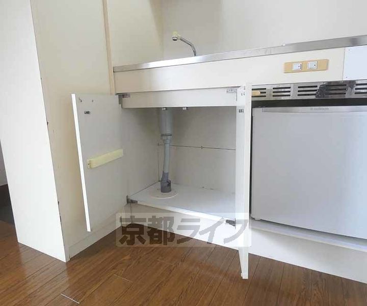 京都府京都市上京区塔ノ段今出川上ル三丁目上片原町の賃貸マンションのキッチン