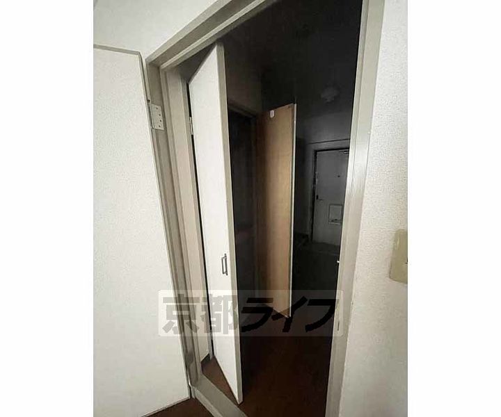 京都府京都市左京区一乗寺庵野町の賃貸マンションの内装