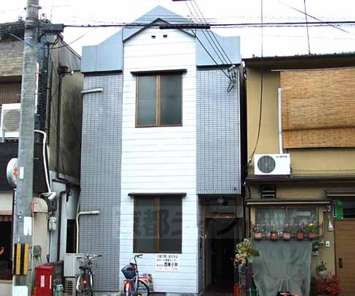 京都府京都市左京区高野泉町の賃貸マンションの外観
