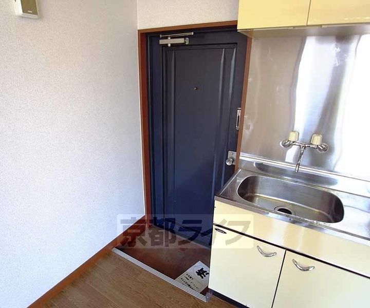 京都府京都市左京区高野泉町の賃貸マンションの玄関