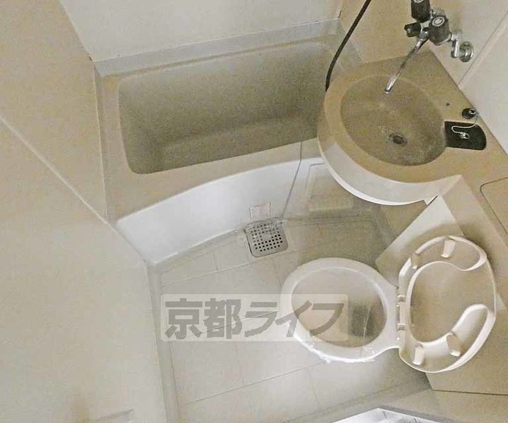 京都府京都市北区鷹峯黒門町の賃貸マンションの風呂