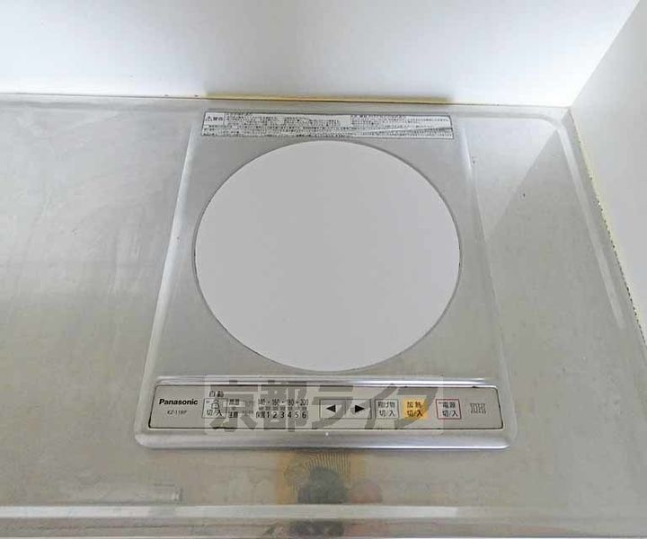 京都府京都市北区鷹峯黒門町の賃貸マンションのキッチン