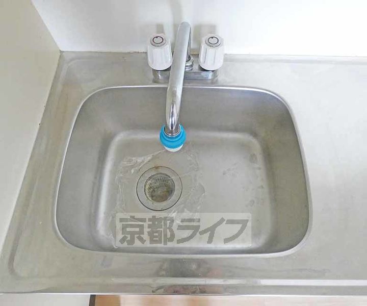 京都府京都市北区鷹峯黒門町の賃貸マンションのキッチン
