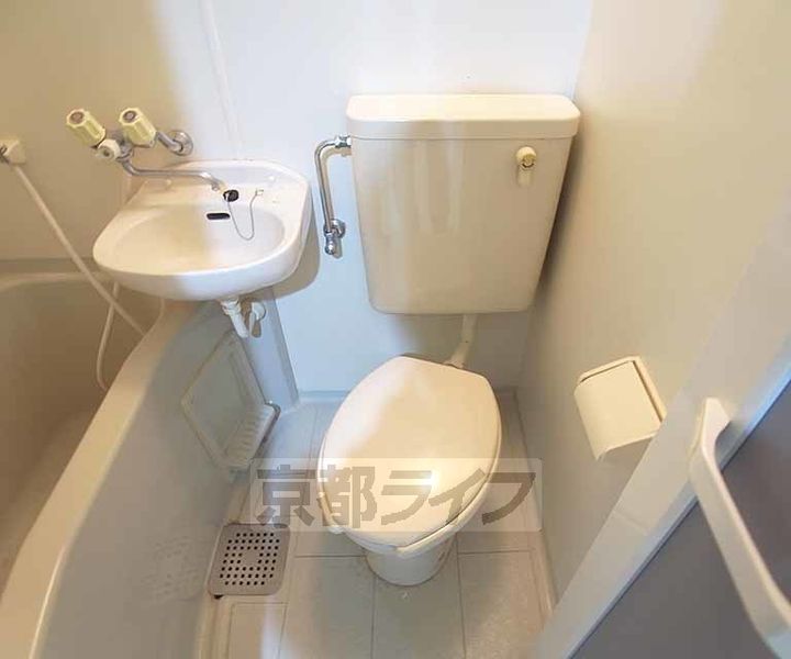 京都府京都市左京区田中飛鳥井町の賃貸マンションの内装