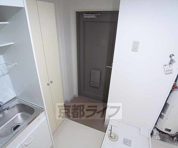 京都府京都市左京区田中飛鳥井町の賃貸マンションの玄関