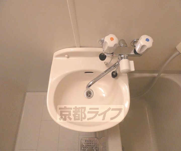 京都府京都市北区等持院東町の賃貸マンションの内装