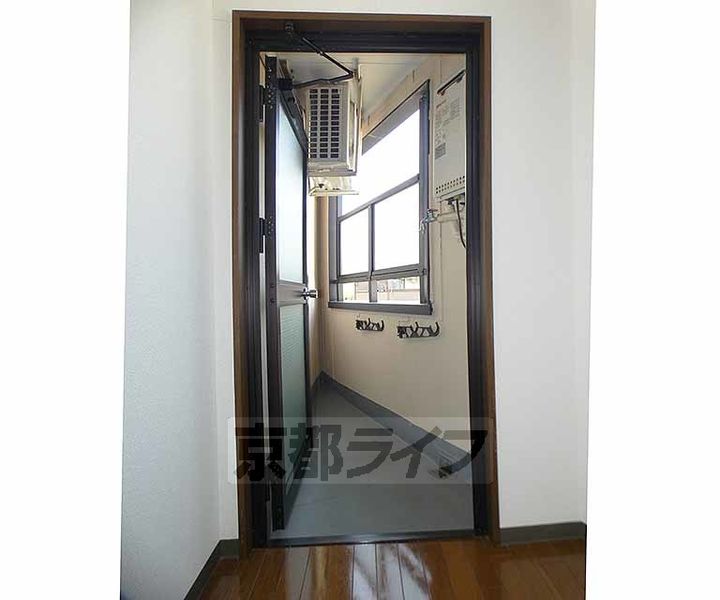 サンプラザ三越の内装