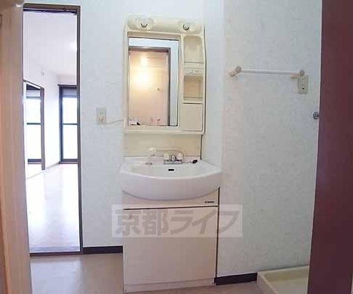 京都府京都市左京区岩倉幡枝町の賃貸アパートの内装