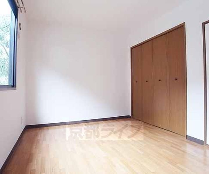京都府京都市左京区岩倉幡枝町の賃貸アパートの居間
