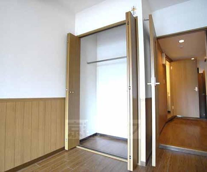 京都府京都市左京区静市市原町の賃貸マンションの内装