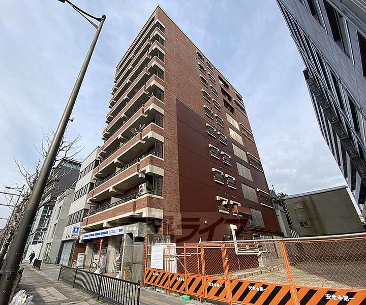 ルネ河原町803の外観