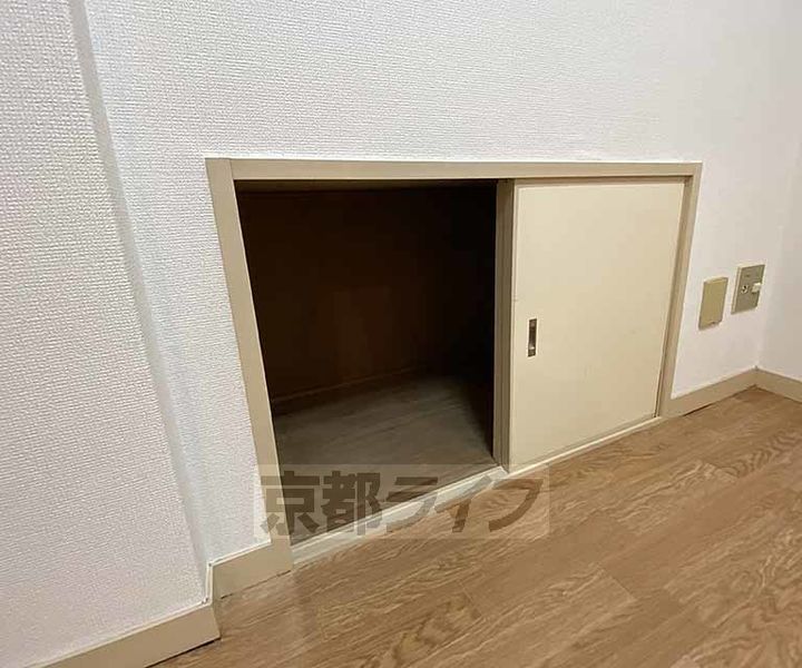 京都府京都市下京区塩竈町の賃貸マンションの内装