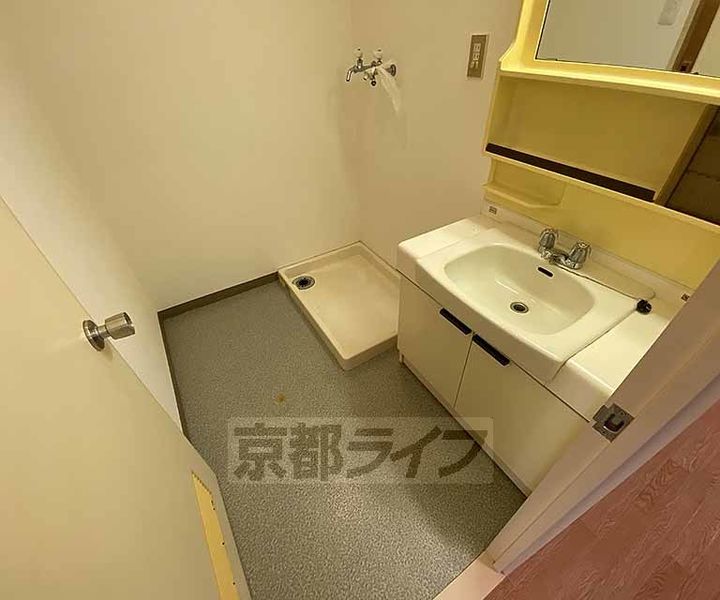 京都府京都市下京区塩竈町の賃貸マンションの内装