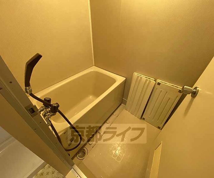 ルネ河原町301の風呂